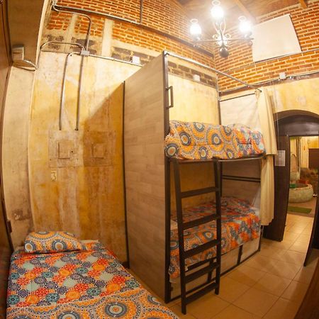 Hot Chipilin Hostel Antigua Exterior photo