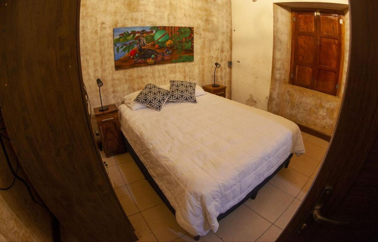 Hot Chipilin Hostel Antigua Exterior photo